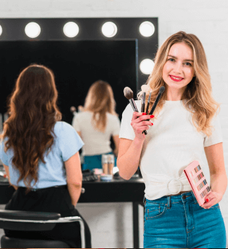 Why You Should Consider a Career in the Beauty Industry